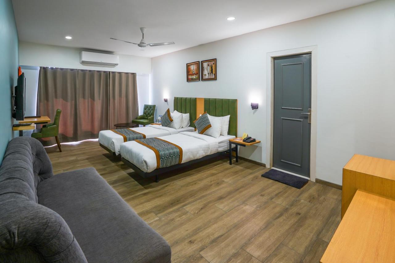 Apex Beacon Hotel, Мумбай Екстериор снимка